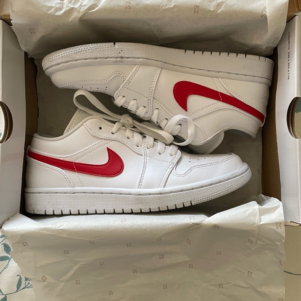 Air Jordan 1 Low Women’s